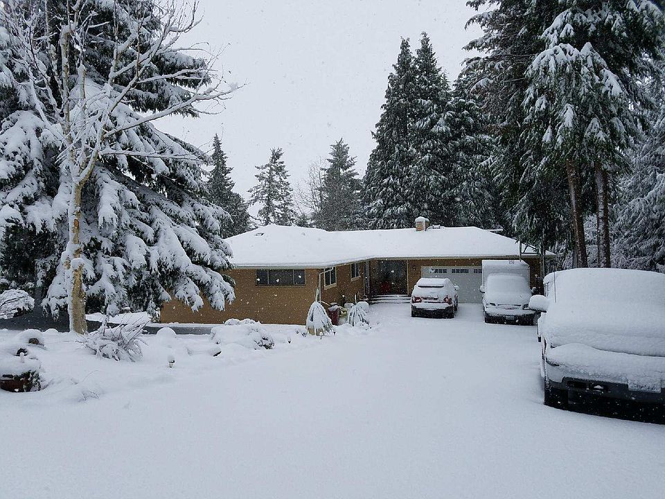 2nd image of 103 Sunset Pl