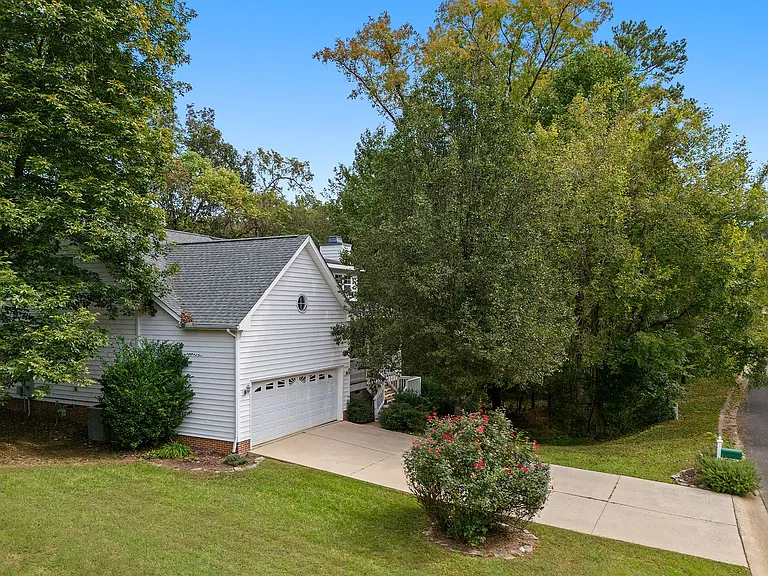 35 Cynthia Ln — Photo 39