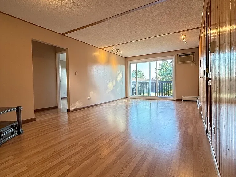 115 Boardwalk St #2E — Photo 2