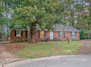 3025 Amity Garden Ct, Charlotte, NC