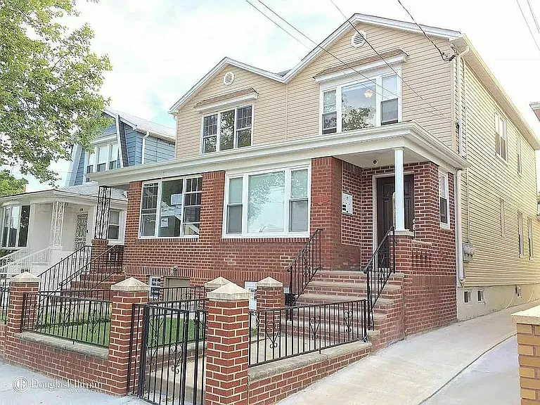 776 E 45th St #1 — Photo 8