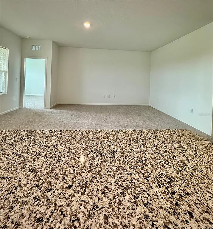 3 bed, 2.0 bath, 1764 sqft, $2,000 — Photo 4