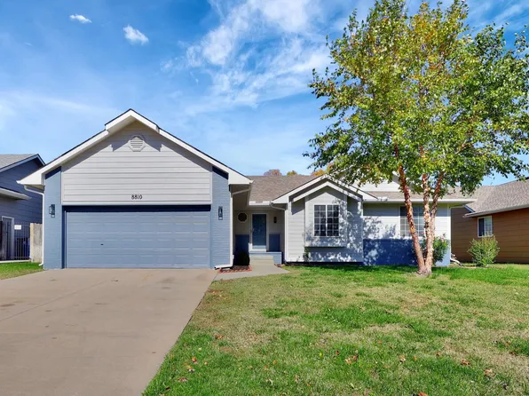 8810 W Central Park St, Wichita, KS 67205