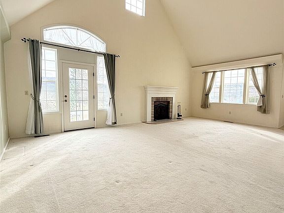 5th image of 334 Omak River Road