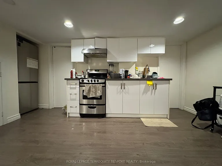 279 Lauder Ave #1 — Photo 3