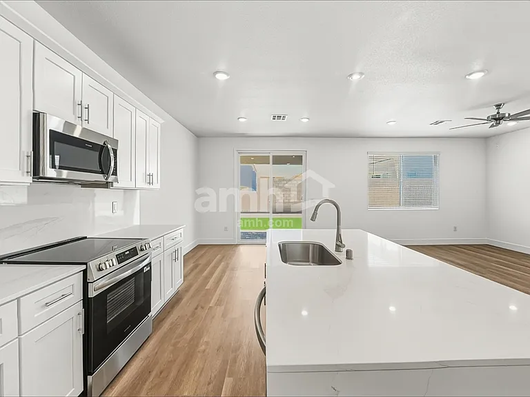 9579 Marchmont Rd — Photo 4