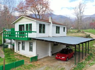 95 Maple Springs Rd, Sylva, NC 28779