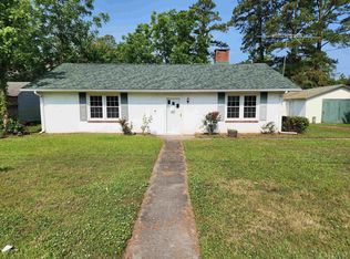 509 N Light St, Columbia, NC 27925