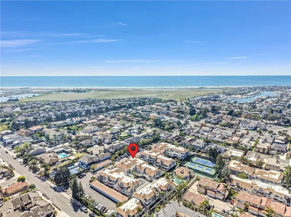 4682 Warner Ave APT C304, Huntington Beach, CA 92649