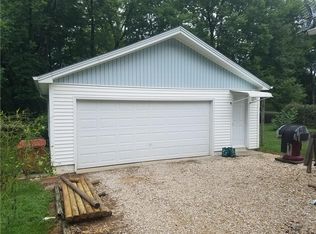 304 S Niagara St, Holden, MO 64040