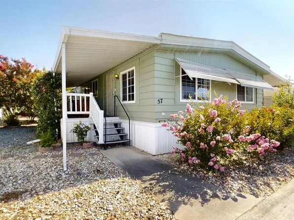 57 Robles St, Sacramento, CA 95828