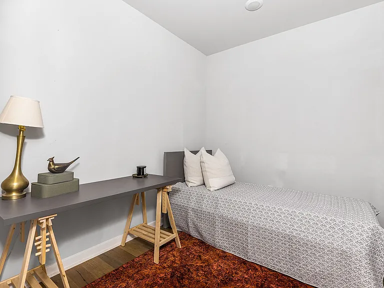 Urban Living Redefined Stylish Apartments Near Everything You Need — Photo 11