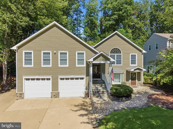 2409 Harpoon Dr, Stafford, VA 22554