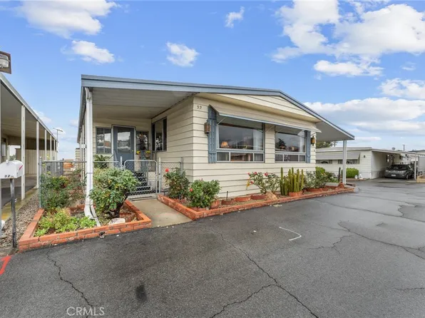 12582 2nd St Space 32, Yucaipa, CA 92399