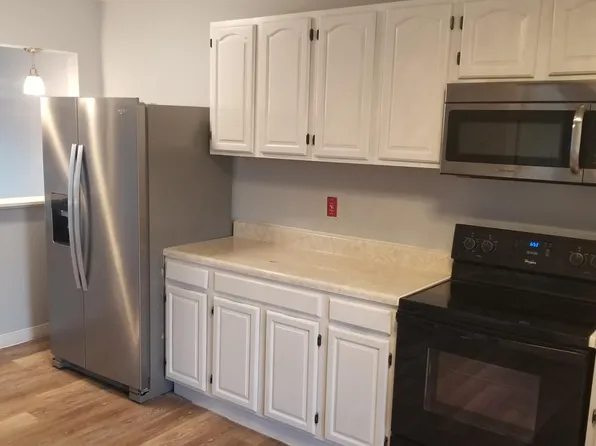 20 Rose Avenue image 3 of 15