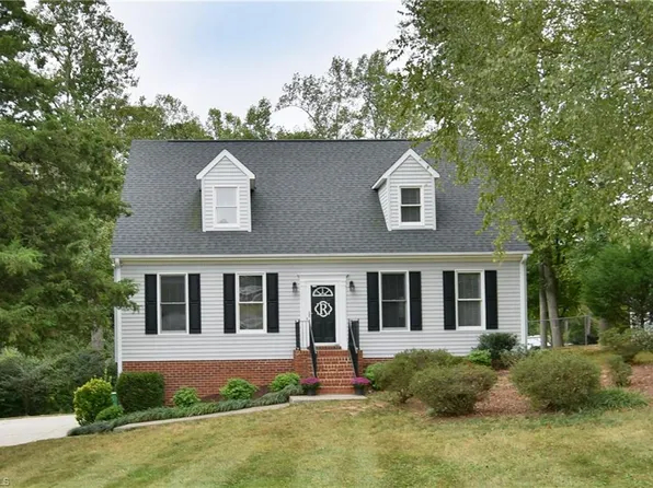 3405 Brookland Dr, Clemmons, NC 27012