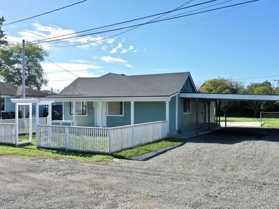 533 Art St, Brookings, OR, 97415