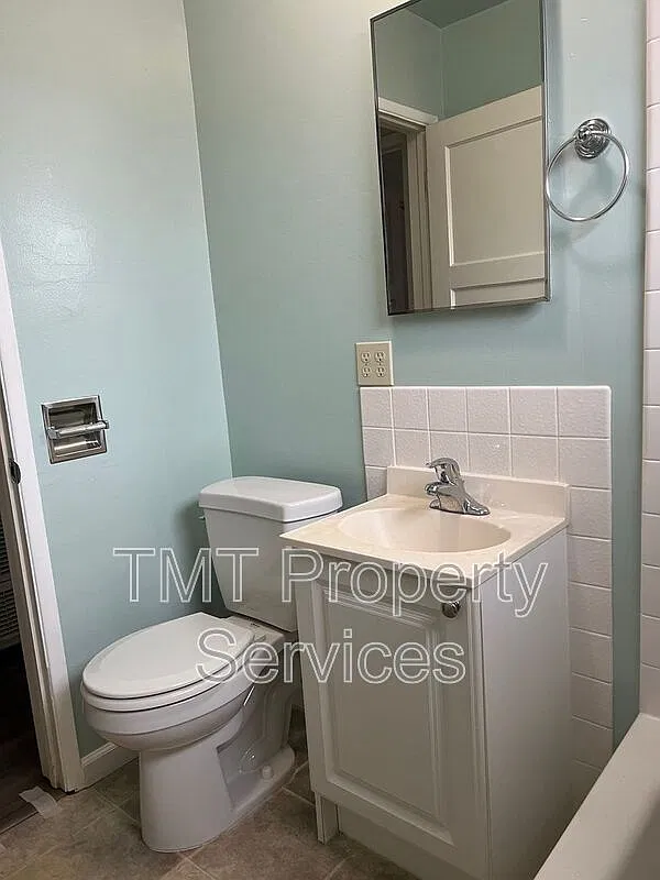 2 bed, 1.0 bath, 900 sqft, $2,800 — Photo 4