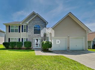 6132 Redtop Loop, Fairburn, GA 30213