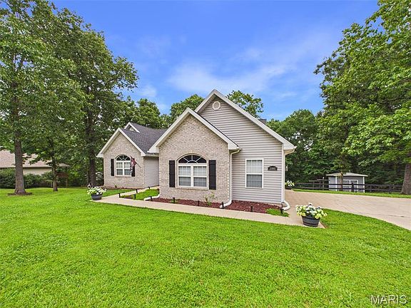 2nd image of 21093 Layla Rd
