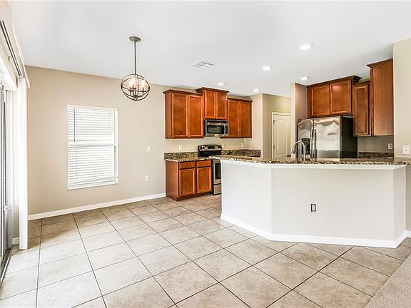 4th image of 2585 Lost Creek Ln