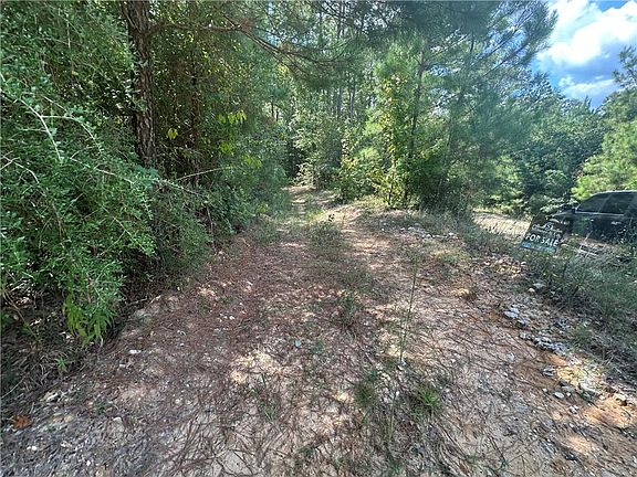 3rd image of Tom Moore Rd