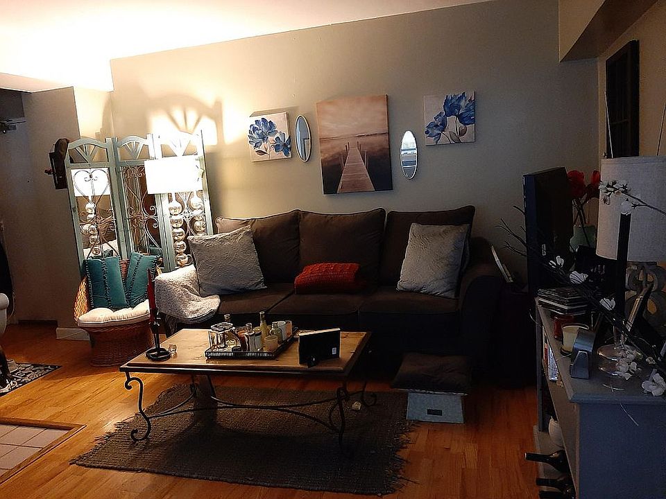 2nd image of 4970 N Marine Dr APT 228