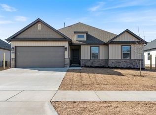 1031 Monarch Rd, Centerton, AR 72719