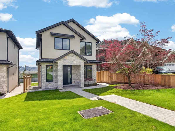 1150 Charland Ave, Coquitlam, BC V3K 3L1