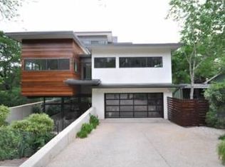 1105 S 3rd St, Austin, TX 78704