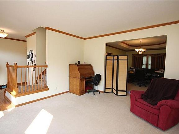 5th image of 1245 Venetian Way