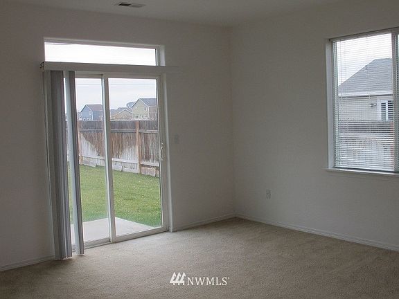 3rd image of 704 N Penrose Street