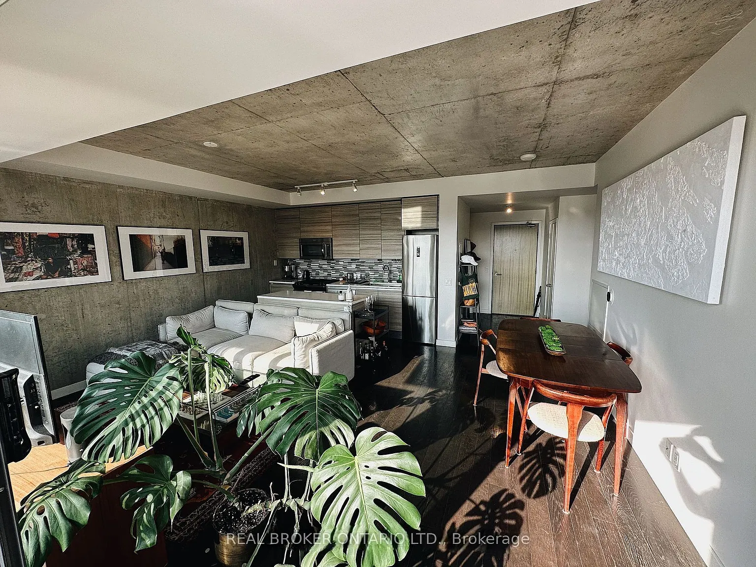 2 bed, $3,595 — Photo 1