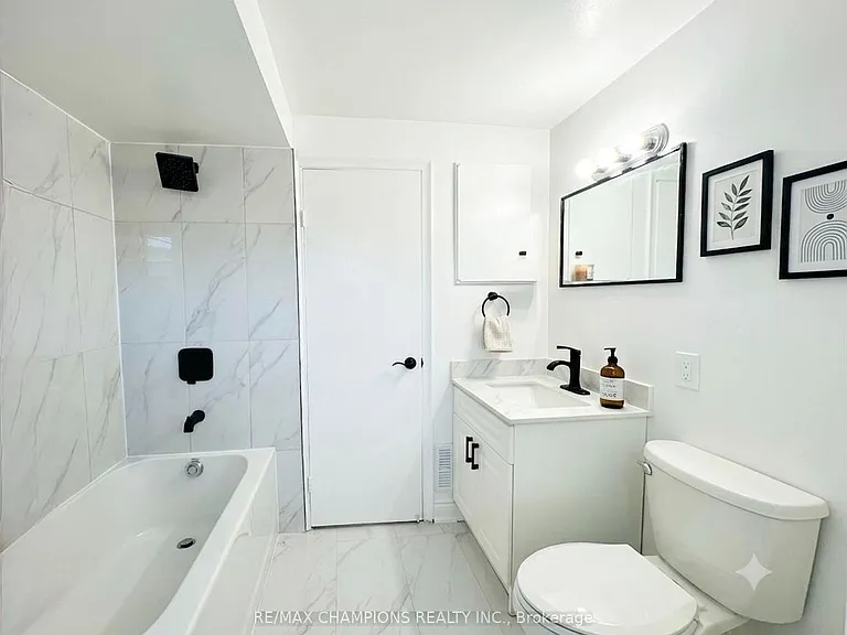 196 Caledonia Rd #2 — Photo 5