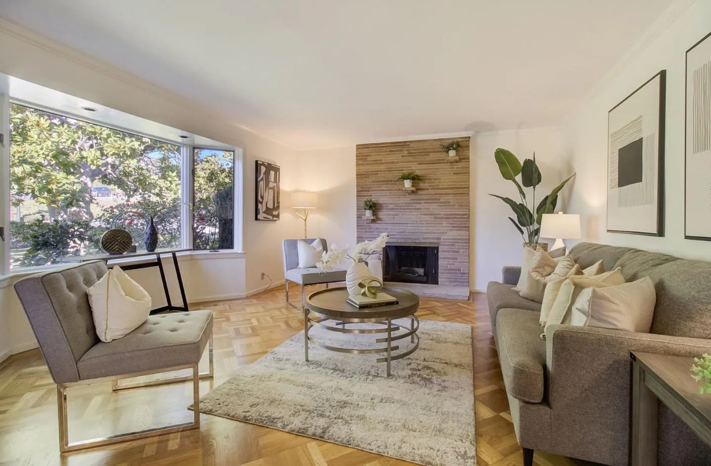 3 bed, 1880 sqft, $6,500 — Photo 1