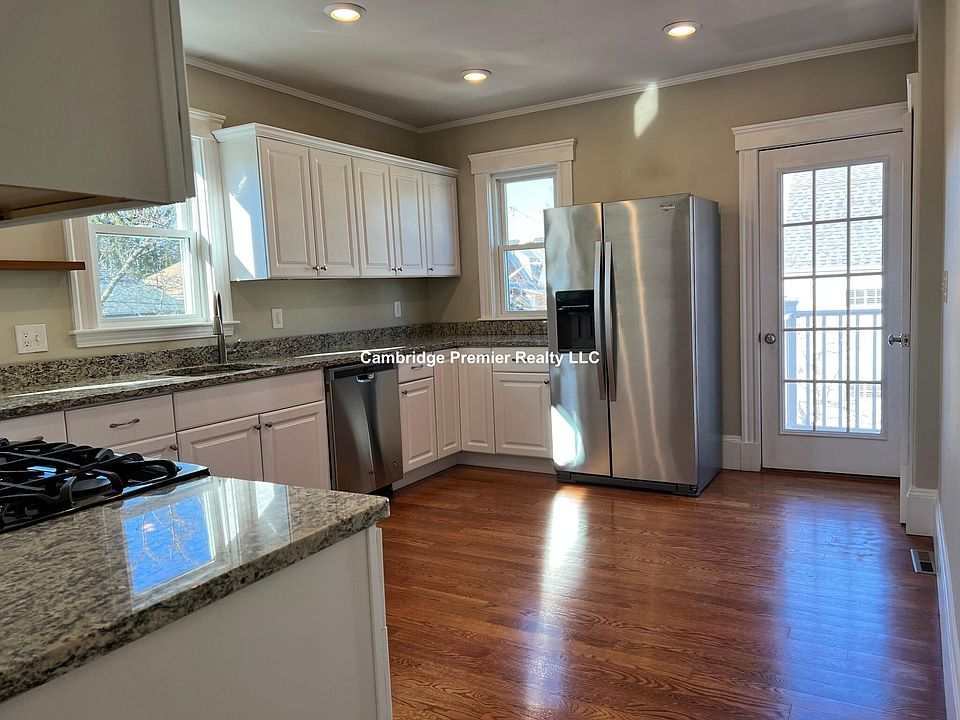 1st image of 111 North St #4