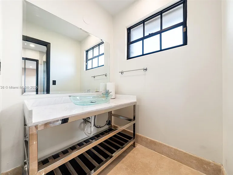 5424 SW 154th Pl — Photo 41