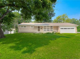 4950 N Chelsea Ave, Kansas City, MO 64119