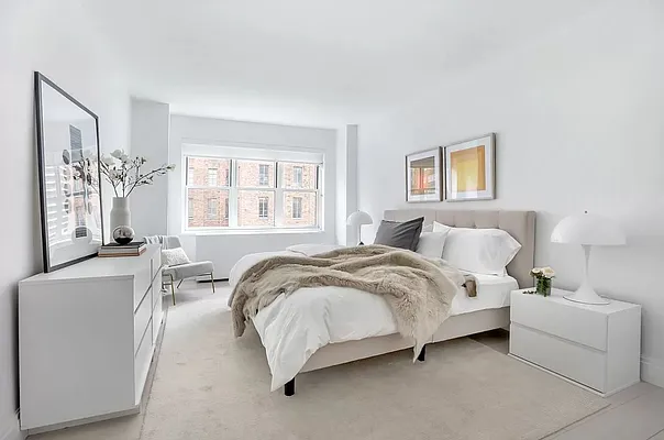 Rented by Bond New York | media 7