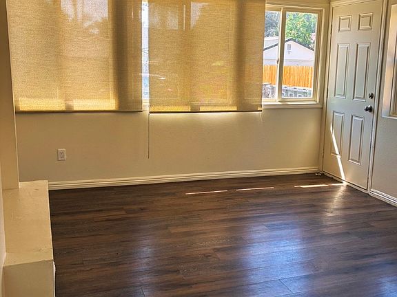 5th image of 718 S Broadway APT C