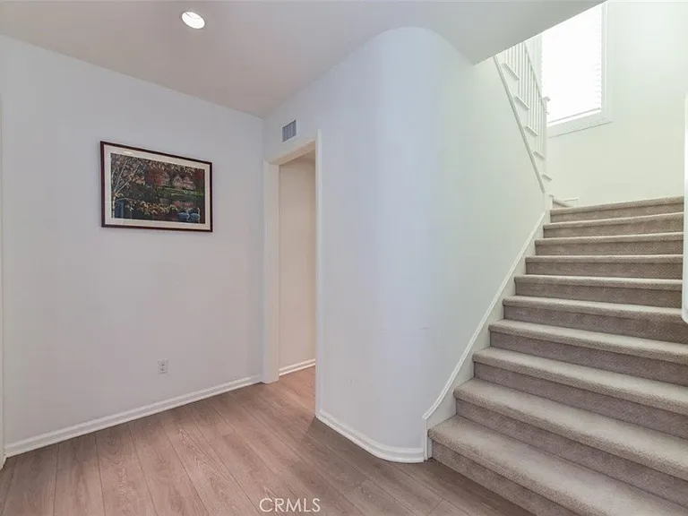 229 Rodeo — Photo 3