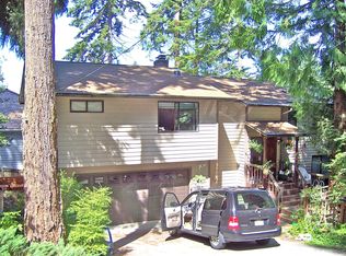 17209 Greenwood Pl N, Shoreline, WA 98133