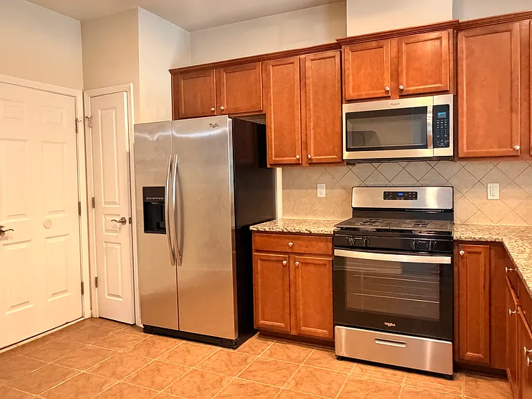 117 Inisfree Pl — Photo 5