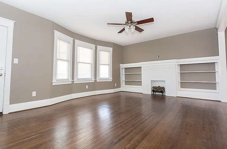 29 N Park Ave #2 — Photo 2