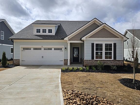 3rd image of 1521 Lake Dr