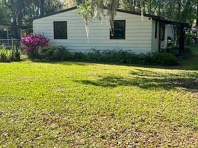 2nd image of 707 SE 31st Ter