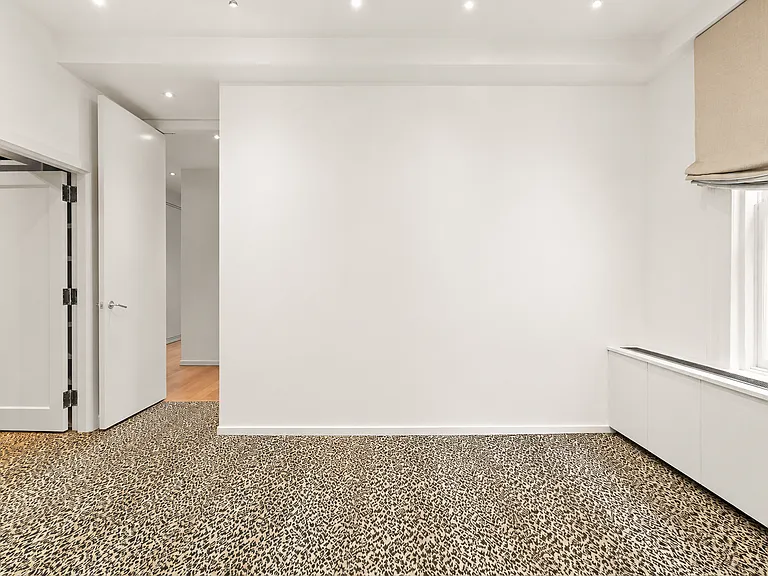 40 E 62nd St #6E — Photo 12