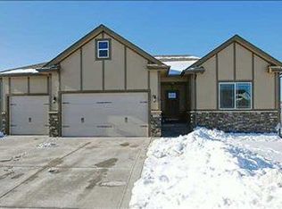 510 NW Crestview Ct, Ankeny, IA 50023