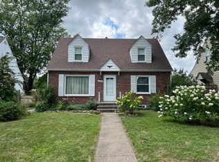 2630 Pacific St, Davenport, IA 52804