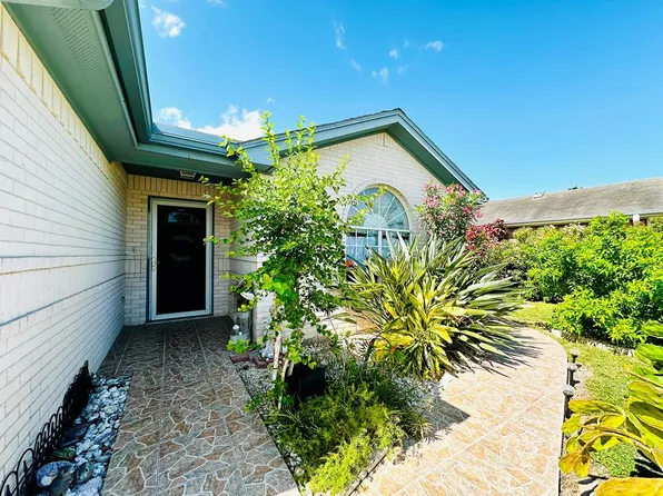 32 Lakewood Dr, Laguna Vista, TX 78578